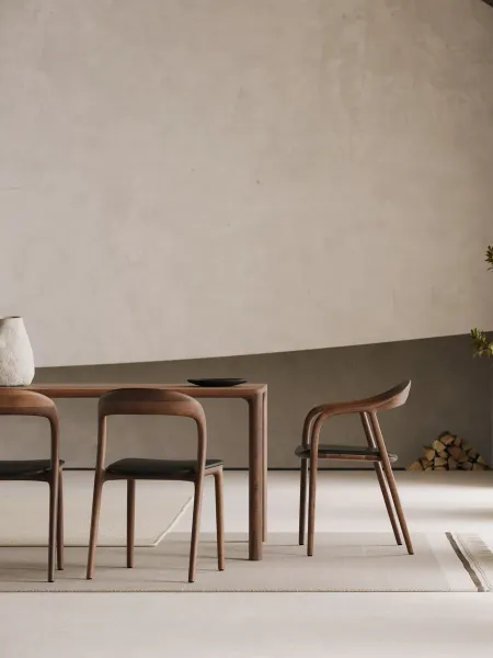 Chaises en bois et tissu à Ville-la-Grand – Confort et style pour votre intérieur