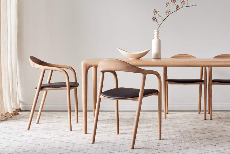 Neva chair Artisan