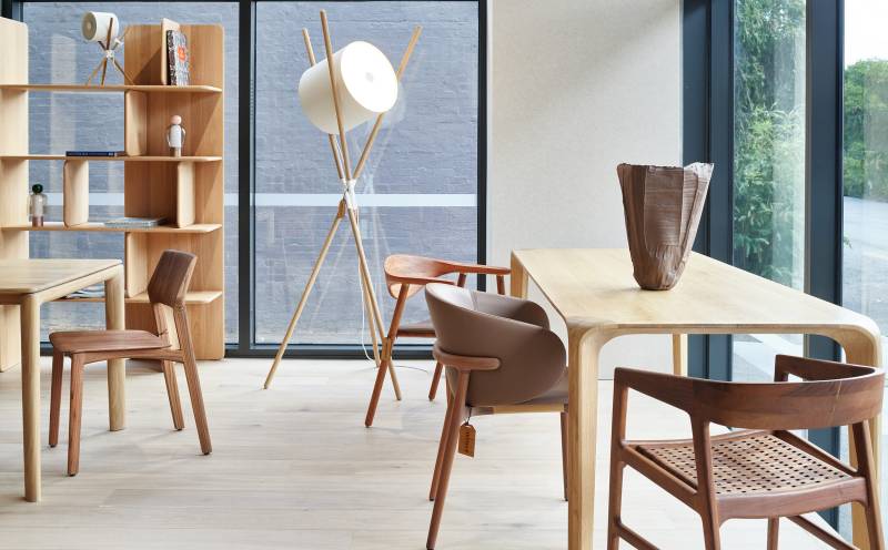 Distributeur Artisan proche de Genève – Mobilier en bois massif au design authentique